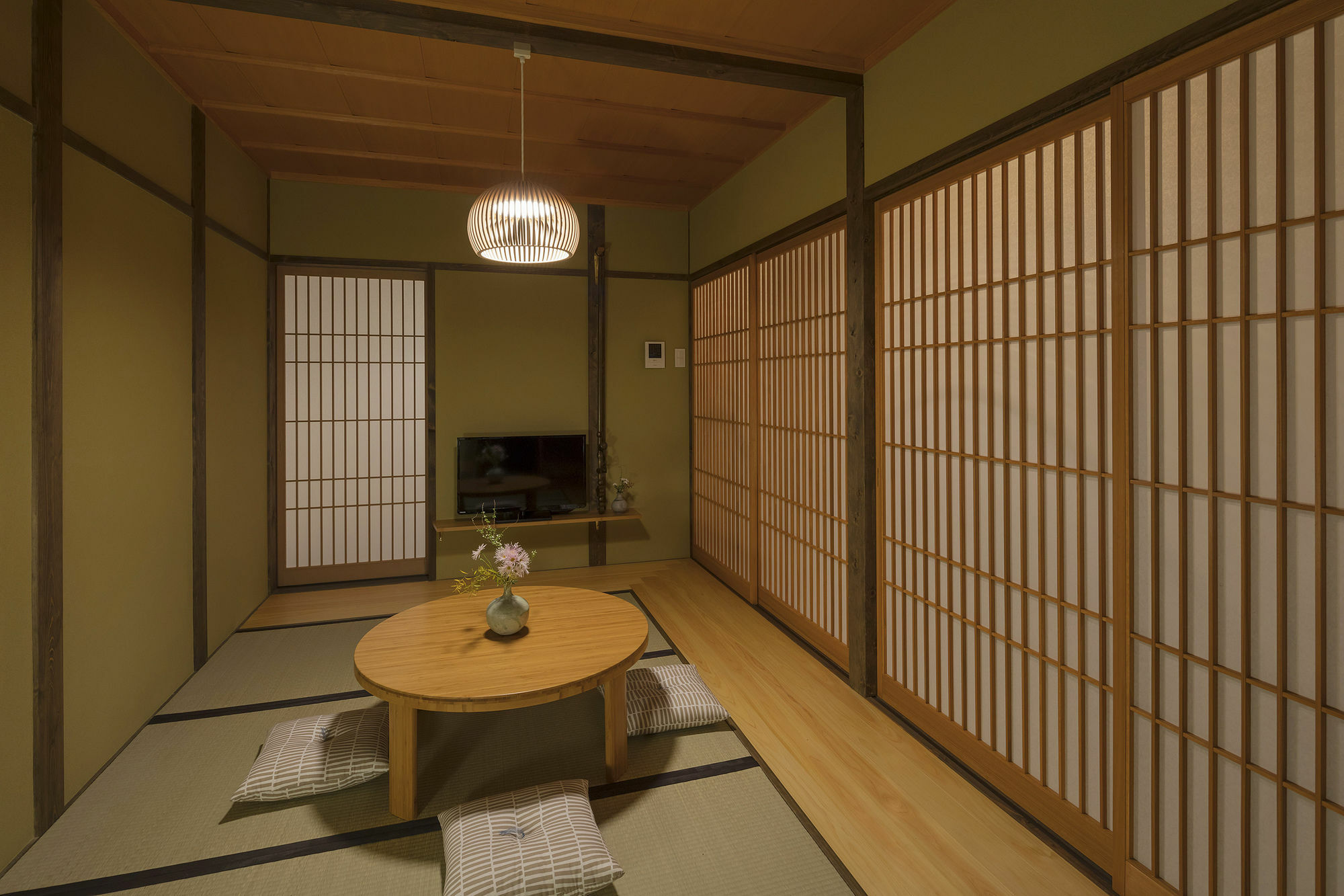 度假居 Yoshimigura Machiya House *